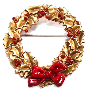 Holly Wreath Pin